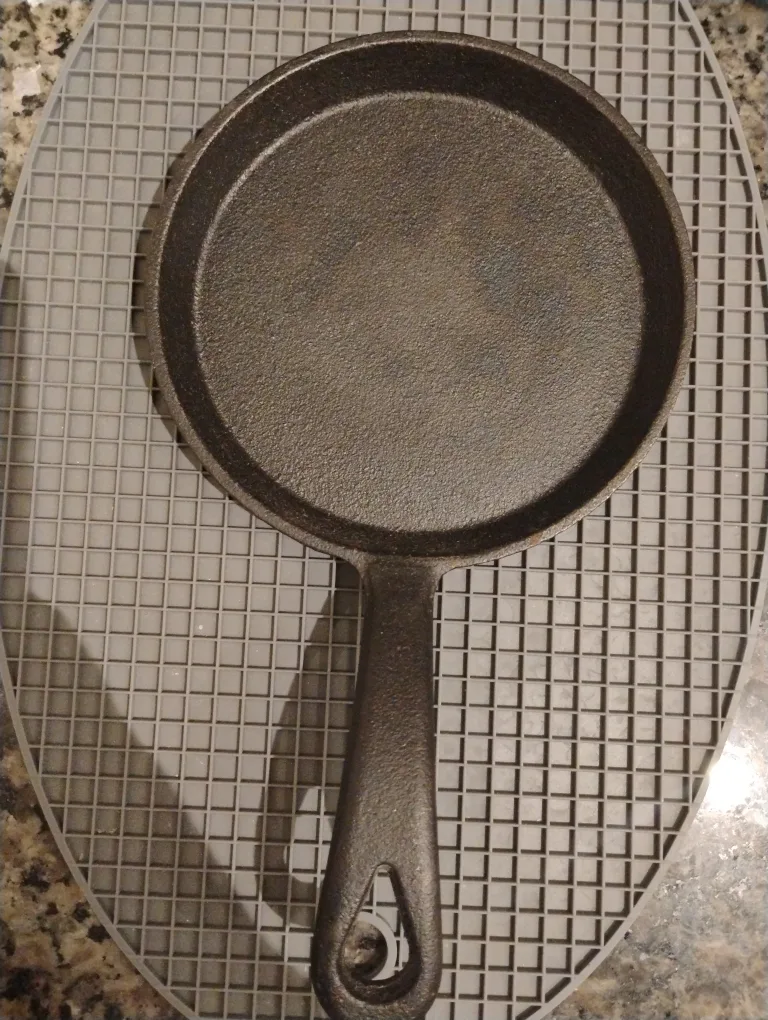Cast Iron Skillet thumbnail