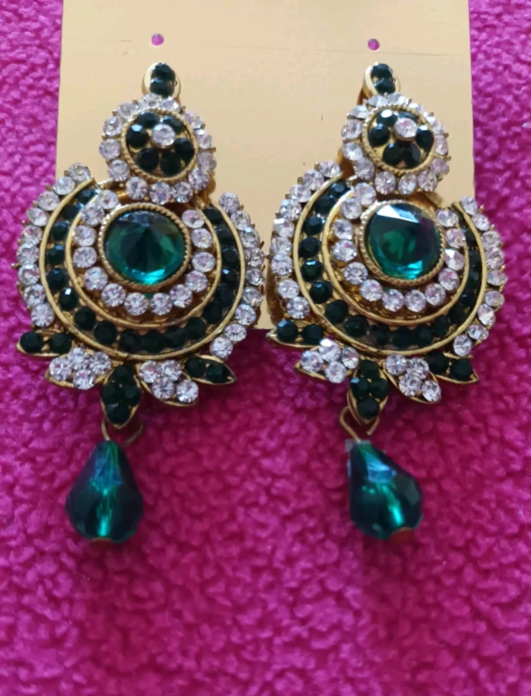 Green & Gold Statement Earrings ✨️New ! thumbnail