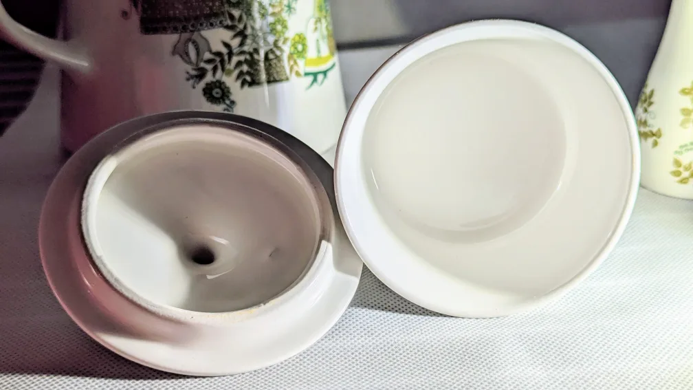 Market by Figgio Turi Pitcher, Sugar Bowl, and Salt & Pepper  🇨🇦 image indicator(8)