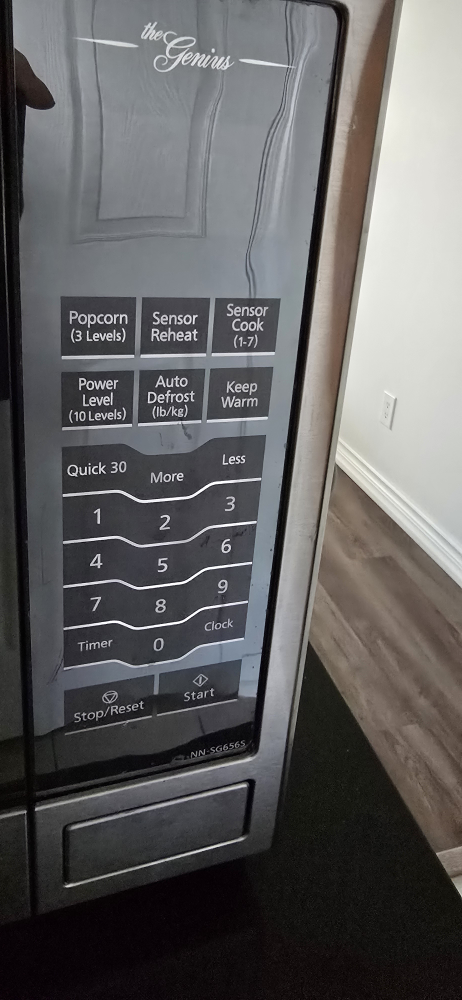 Panasonic The Genius Microwave Oven