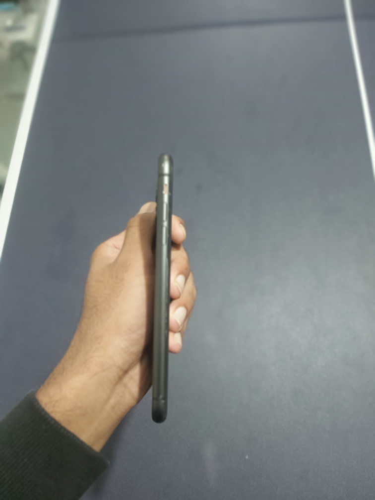 IPhone 11 128 Gb - photo 3