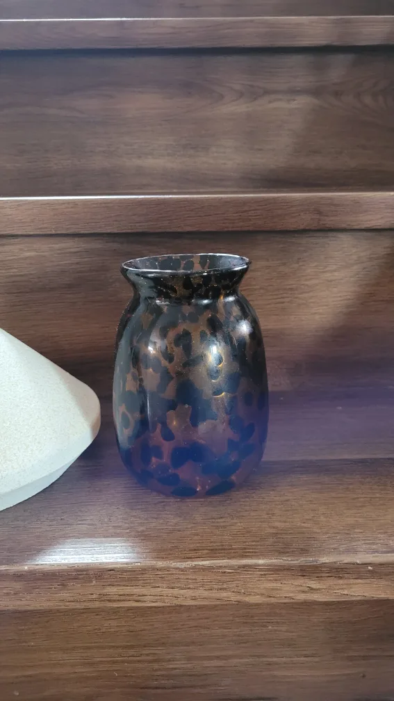 Two Decorative Vases thumbnail