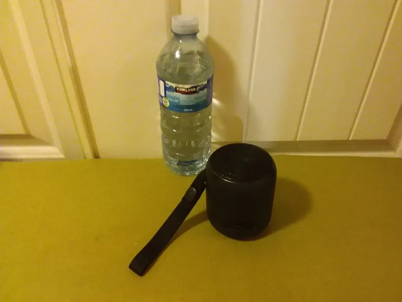 ➡️ Sony Bluetooth Portable Speaker  🔊🎶 image indicator(2)