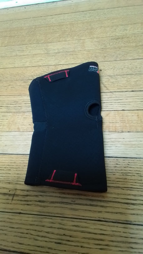 Champion CSX Knee Sleeve, Size M - photo 3