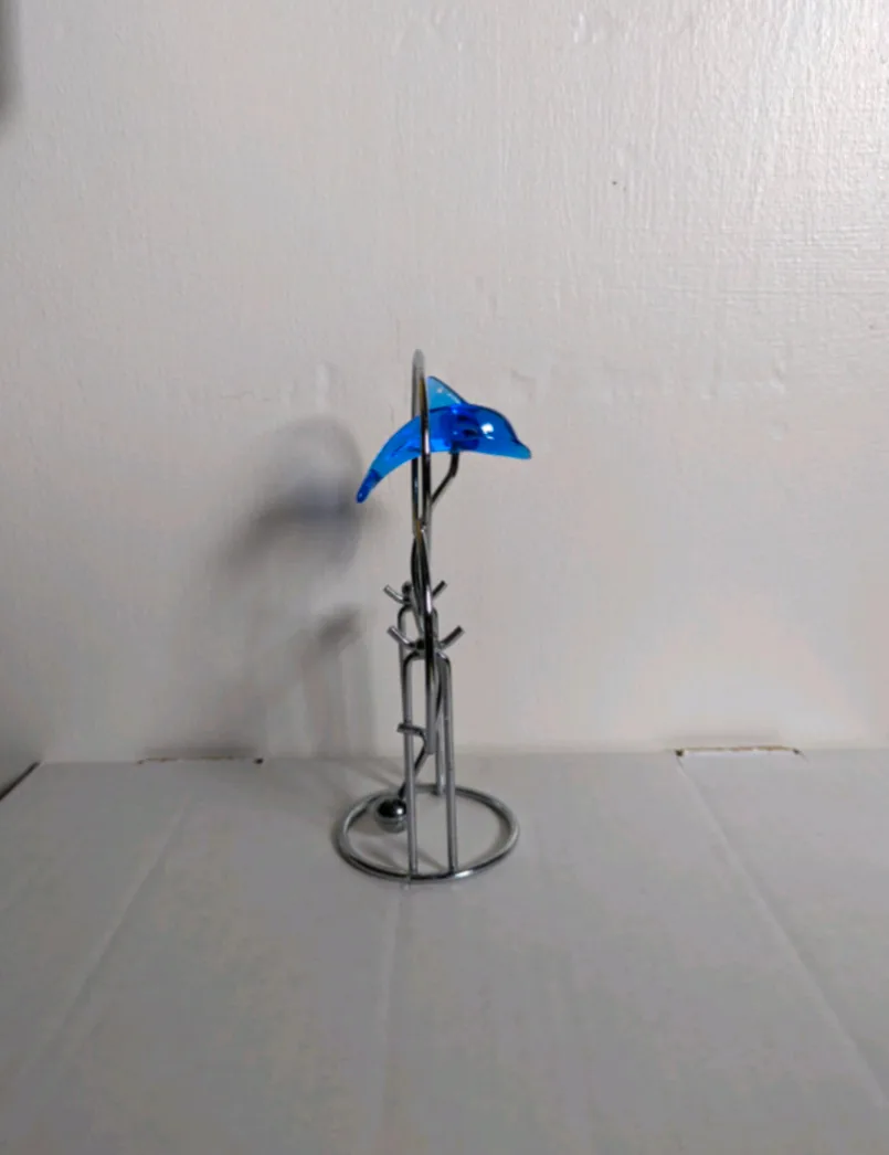 Dolphin Jumping Desk Toy thumbnail