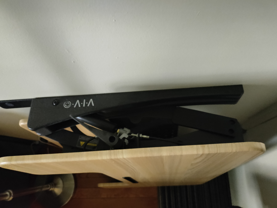 VIVO Standing Desk Converter - photo 2