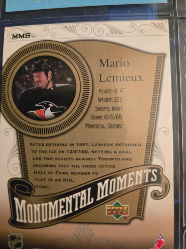 Mario Lemieux Upper Deck Monumental Moments Card image indicator(2)