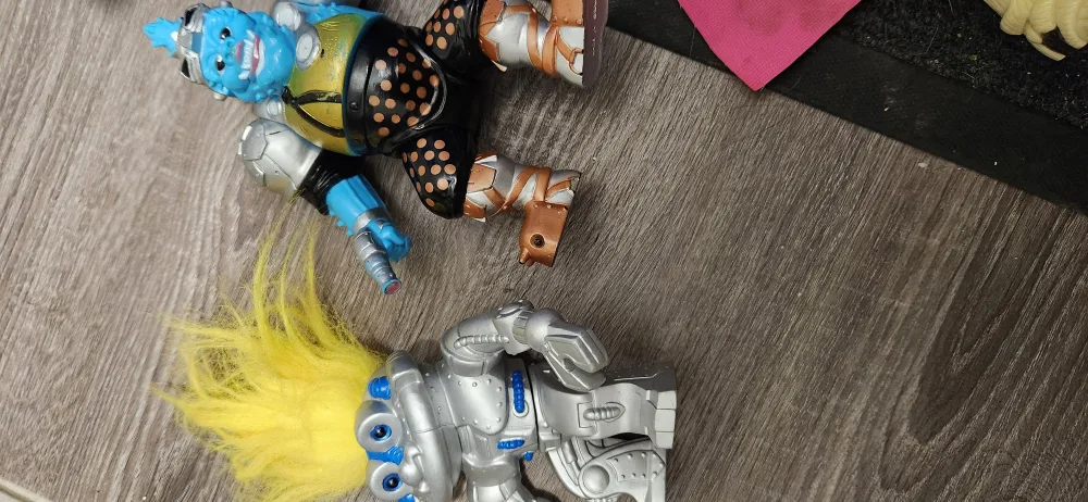 Vintage Trendmasters Zoids Action Figures🇨🇦 thumbnail
