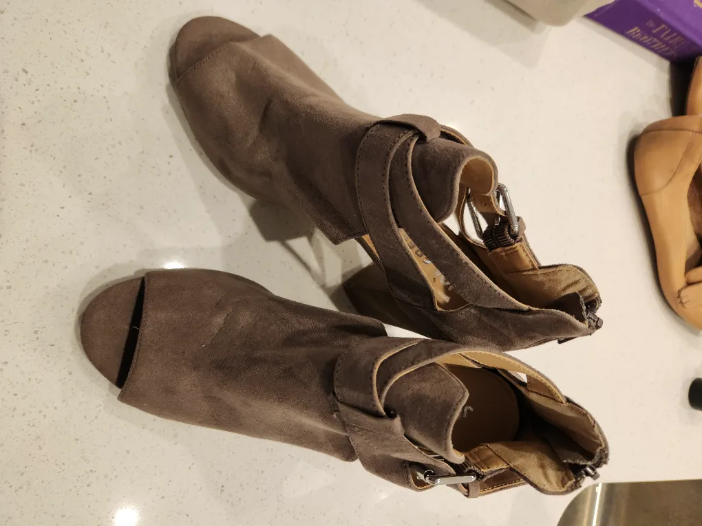 Joe Fresh Brown Peep Toe Booties - Size 8 thumbnail