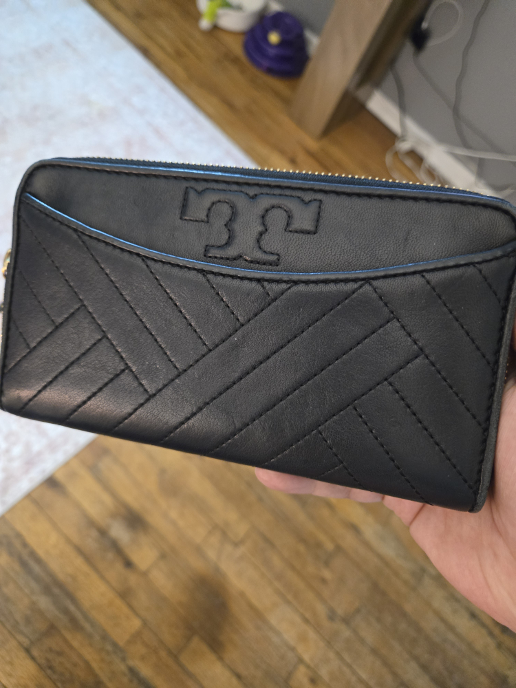 Tory Burch Black Leather Wallet