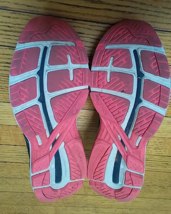 Asics GT2000 Running Shoes - Women's Size 8.5 image indicator(6)