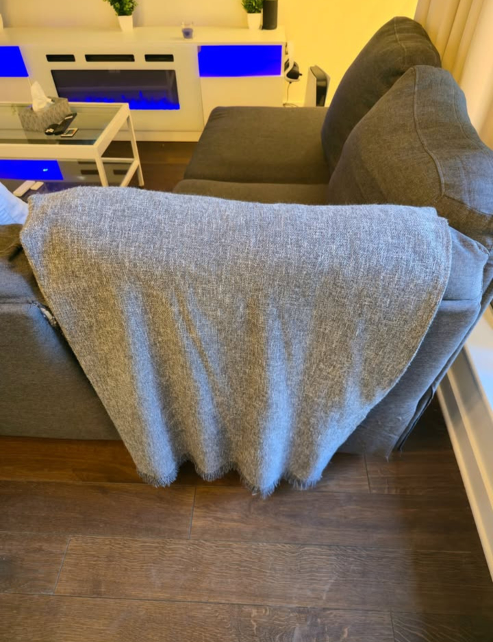 Soft Grey Throw Blanket – Modern Look - photo 2