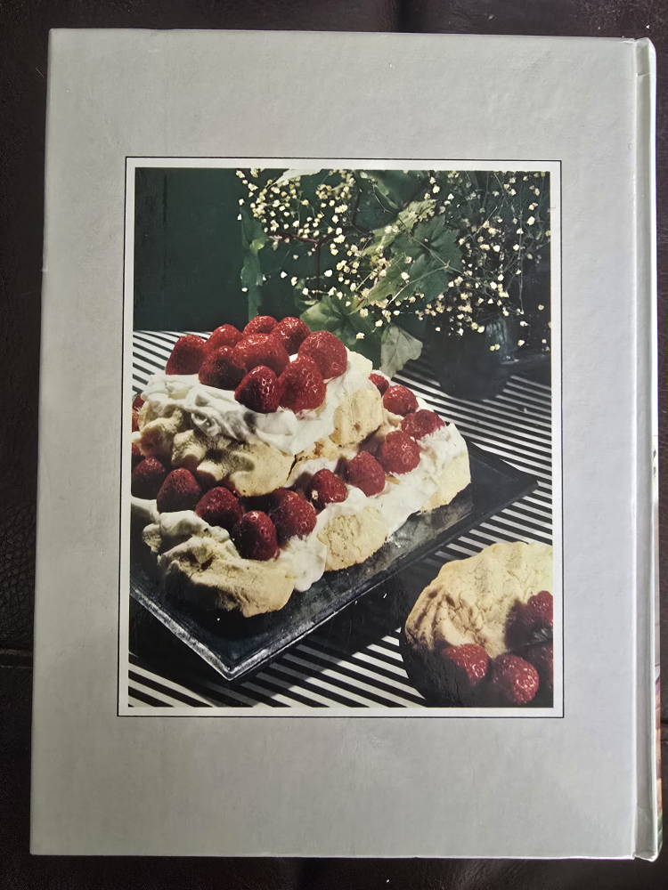 Cooking in Colour Recipe Book - photo 2