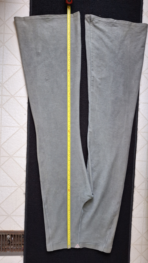 Guess Bell Bottom Pants - Size M - photo 2