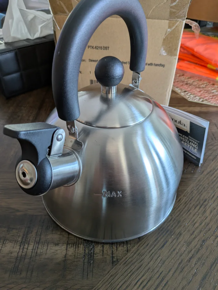 Primula Stewart 1.5 Quart Whistling Kettle thumbnail