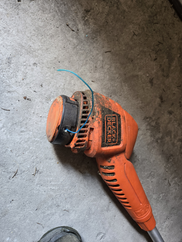 Black+Decker Grass Trimmer