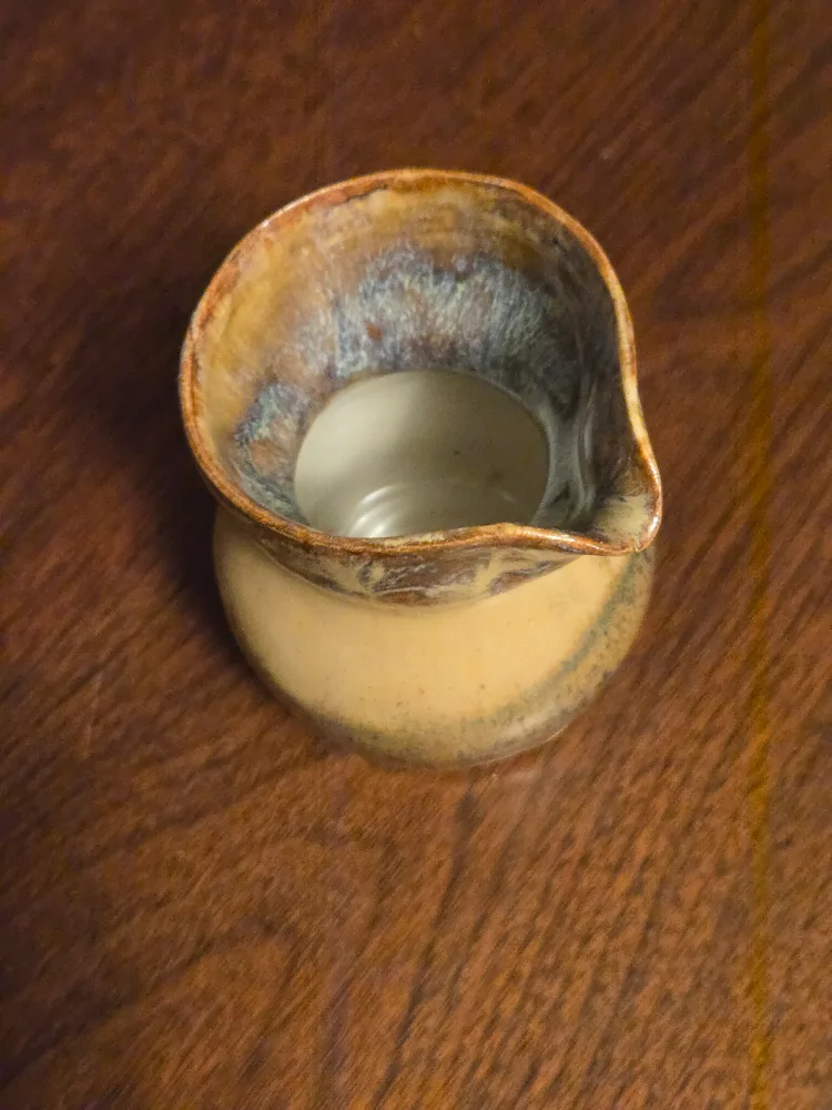 Handmade various pottery $10 each (pickup Warden/ Kingston) image indicator(4)