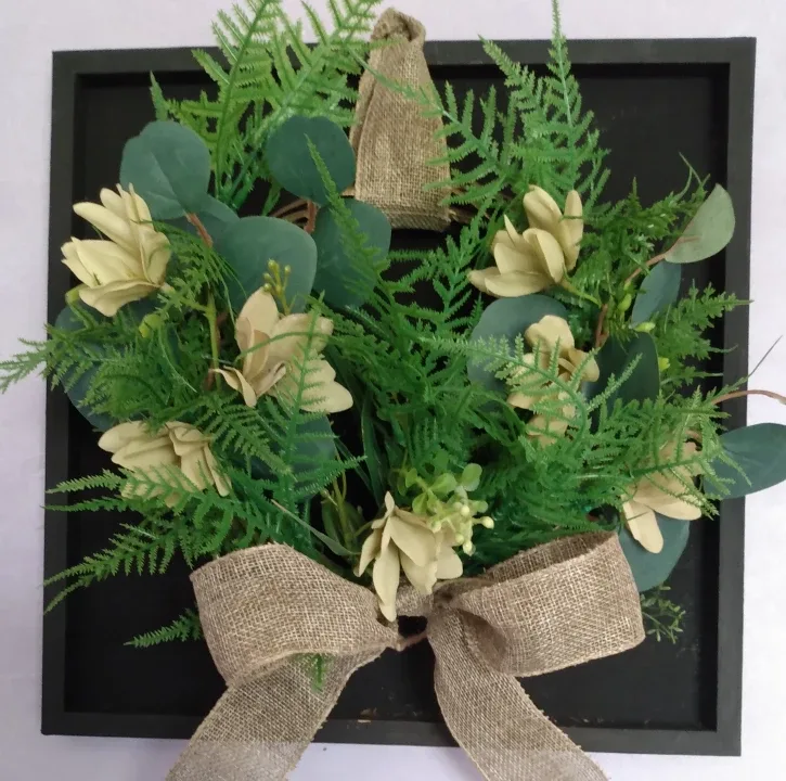 Beautiful decorative Birch Wood Floral wreath thumbnail