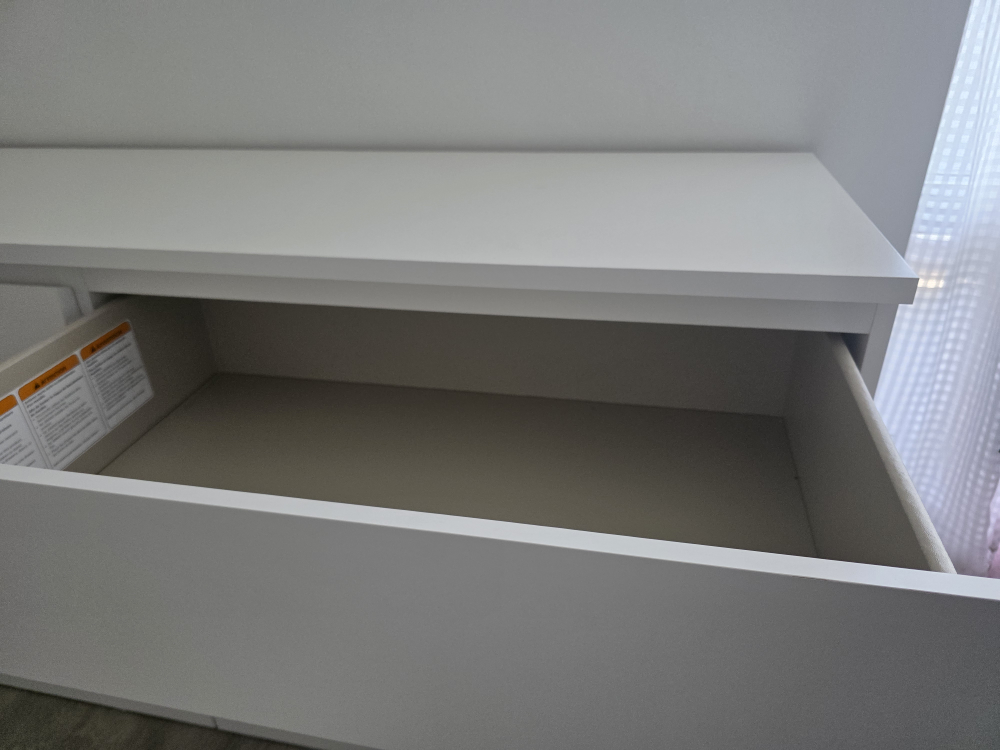 IKEA Malm 6-Drawer Dresser - White