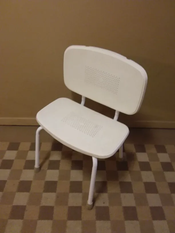 Bath 🛁 / Shower 🚿 Chair 🇨🇦 thumbnail