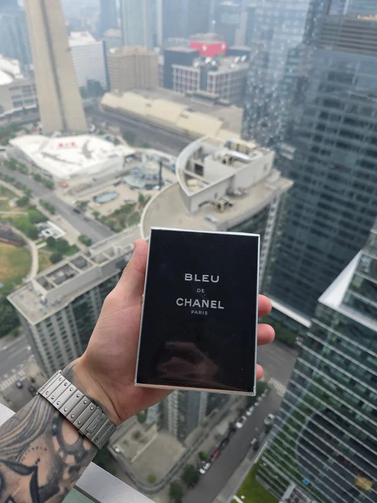 Bleu de Chanel Eau de Toilette 100ml - NEW thumbnail