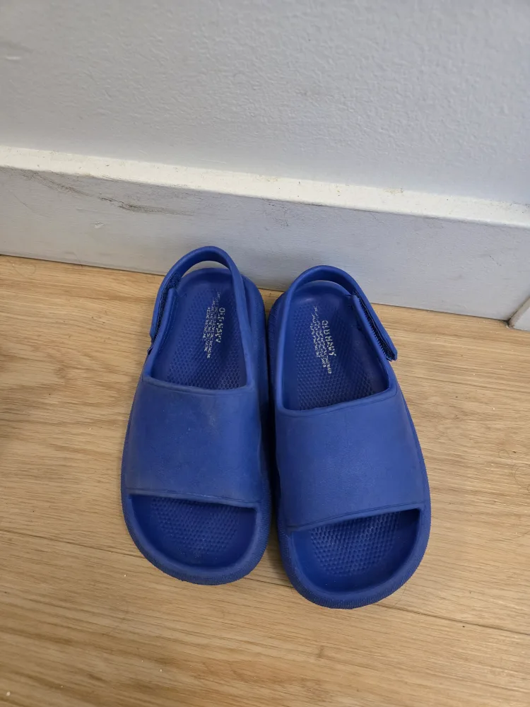 Old Navy Blue Toddler Sandals - size 9 thumbnail