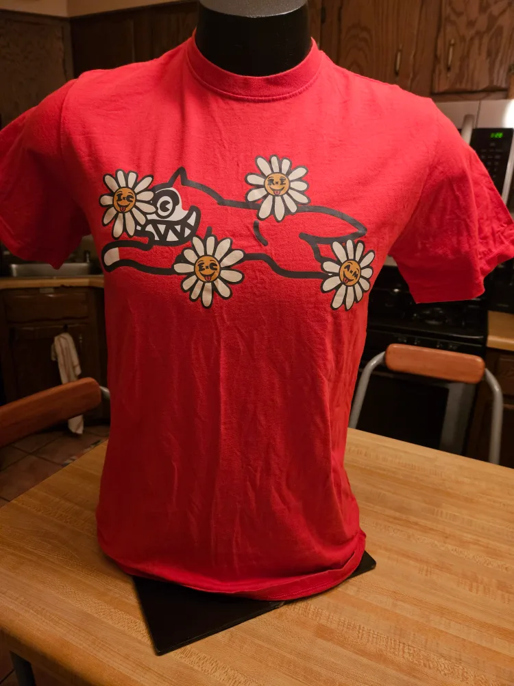 Icecream Red Graphic T-Shirt Size S