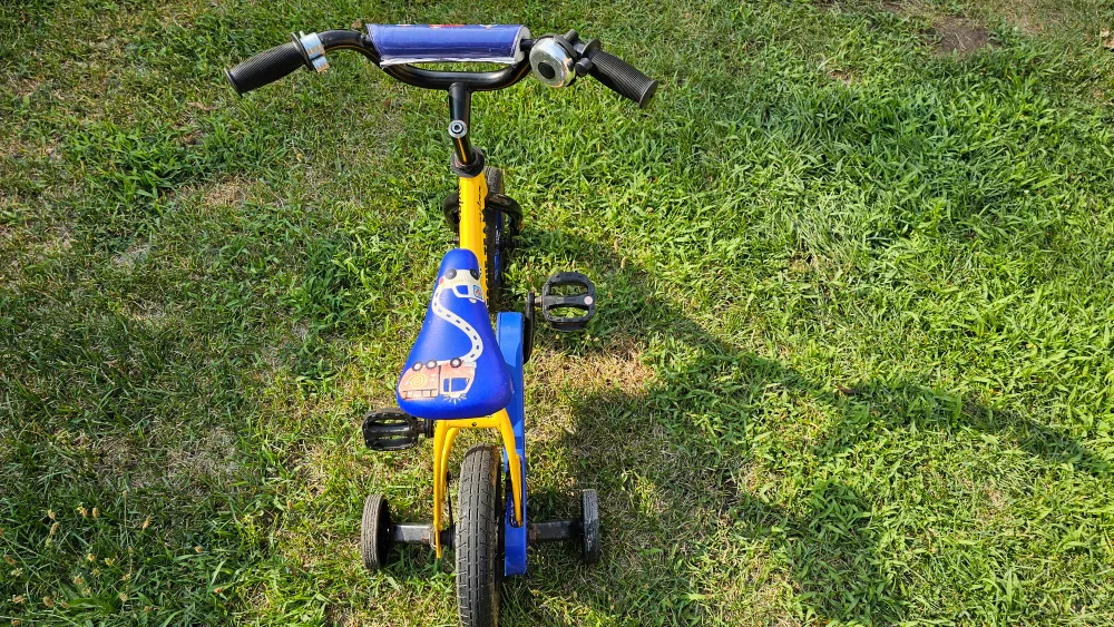 Avigo Rescue Team10 inch Kids' Bike image indicator(3)