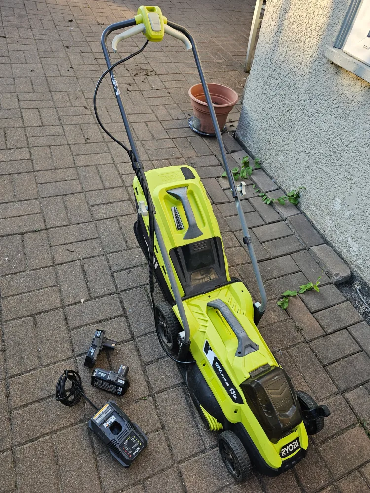 Ryobi 18V Lithium 13in Lawn Mower thumbnail