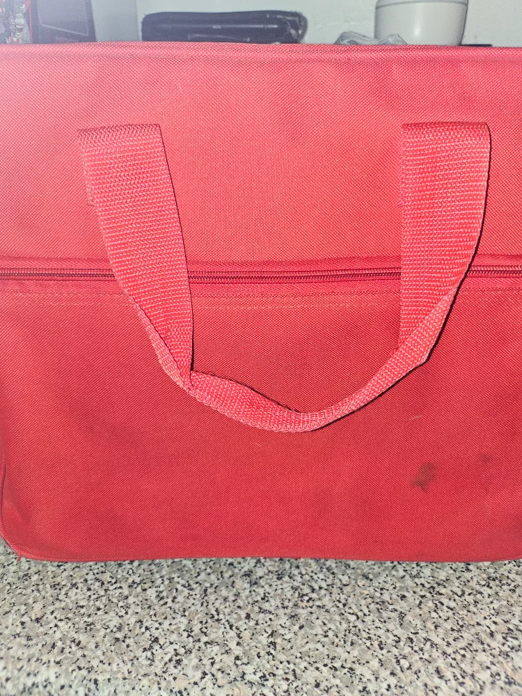 EyeSpy Laptop Bag Soft Carrying Case, Red 15 inch image indicator(5)