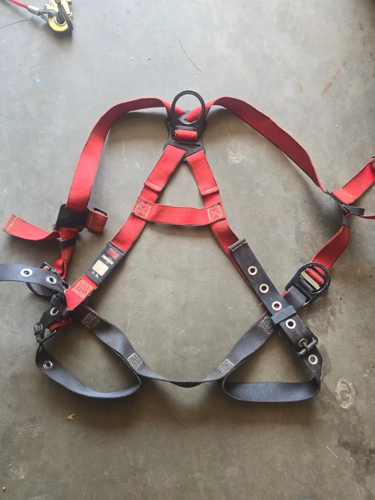 3M Protecta Fall Arrest Harness + Nano-Lok SRL thumbnail