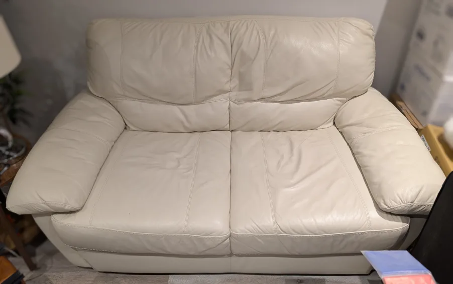 Cream Leather Couch thumbnail