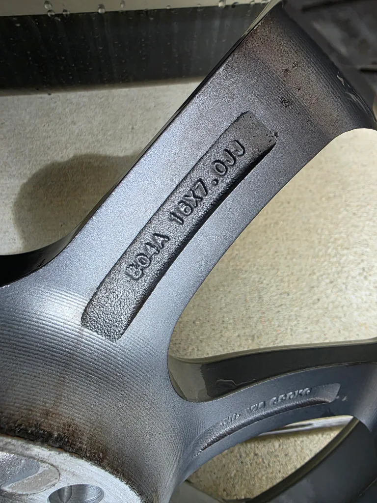 Michelin X-Ice Snow Tires on Rims - 215/60 R16 image indicator(2)