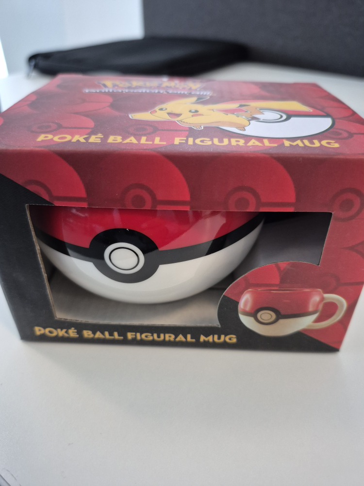Pokémon Poké Ball Figural Mug - New in Box! - photo 4