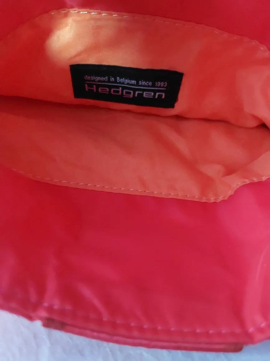 Hedgren Red Crossbody Bag image indicator(3)