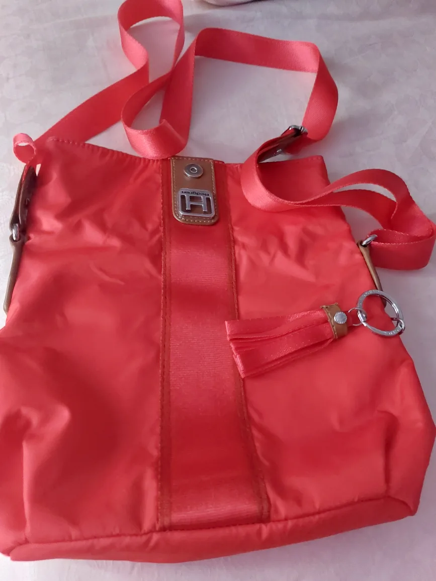 Hedgren Red Crossbody Bag image indicator(6)