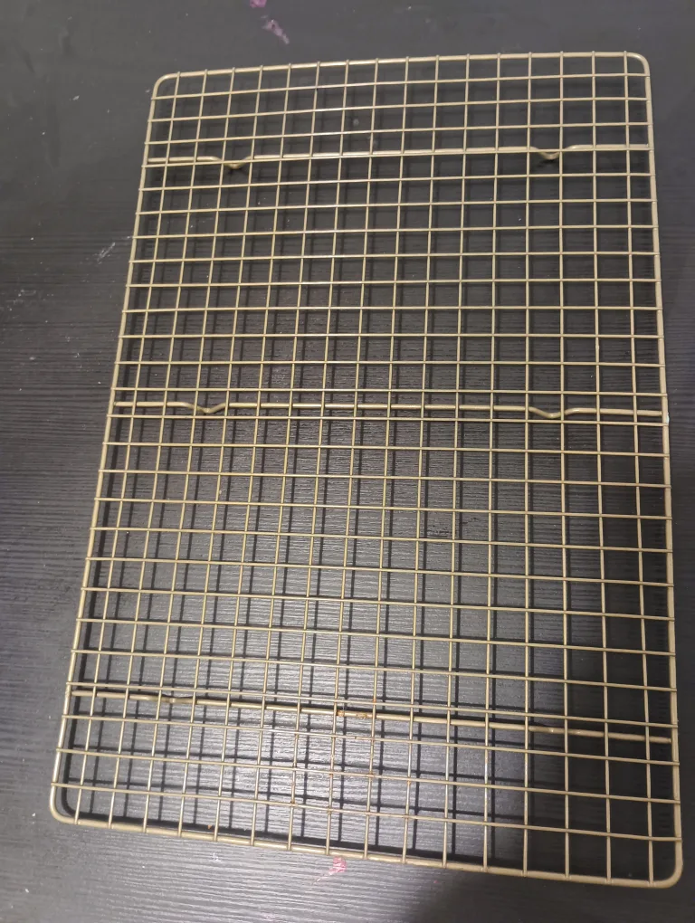Cooling rack thumbnail