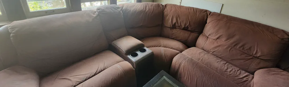 SECTIONAL COUCHES TO SELL...BEST OFFER. image indicator(2)