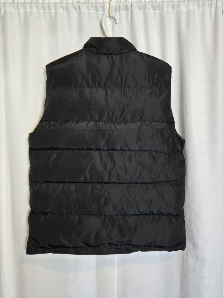 BN Warm lightweight Puffer Style Zip Vest Mens size Medium image indicator(2)