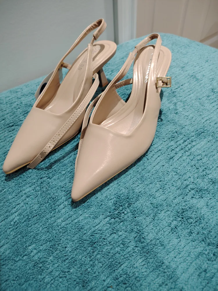 BERNESS Anastasia Heels - Size 6.5 image indicator(3)