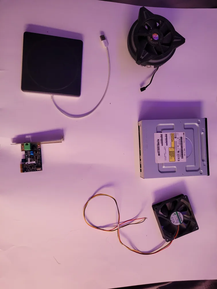 Computer Parts - Sunon Fan, HP TS-H653, LSI Concorde AM3 image indicator(7)