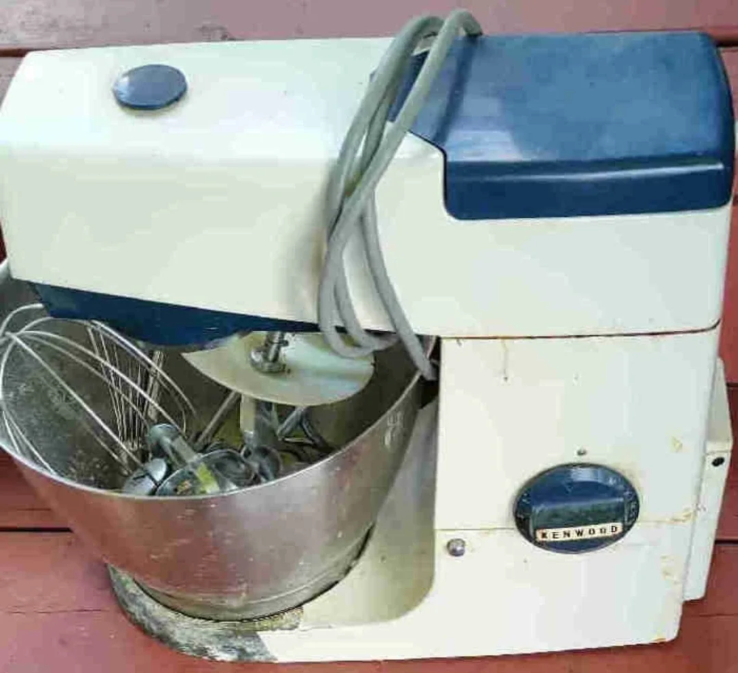 Kenwood Kitchen Mixer thumbnail