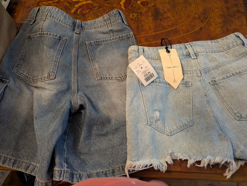 🇨🇦Refuge Cargo Shorts & Banjara Denim Shorts - Size S thumbnail