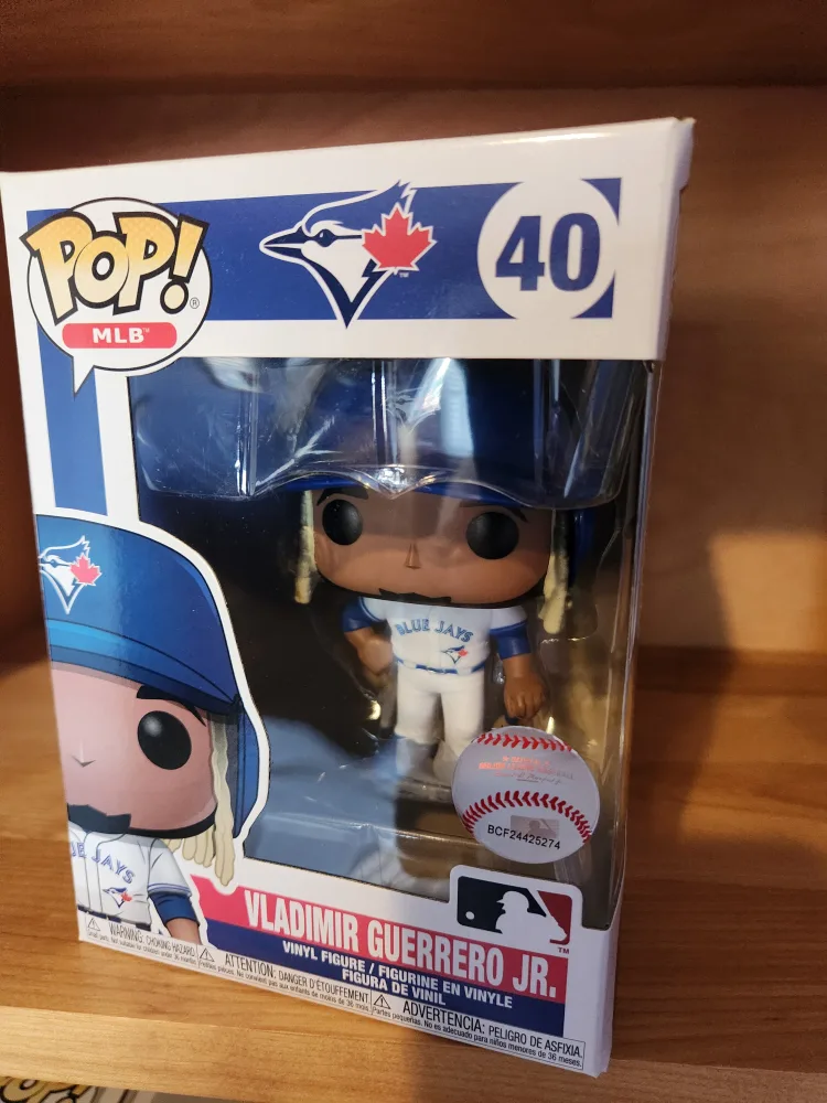 Funko POP! MLB Vladimir Guerrero Jr. #40 thumbnail