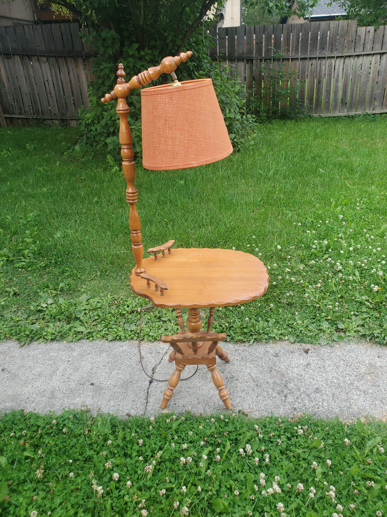 Vintage Mid-Century Wood Table Lamp + Accent Table - photo 2