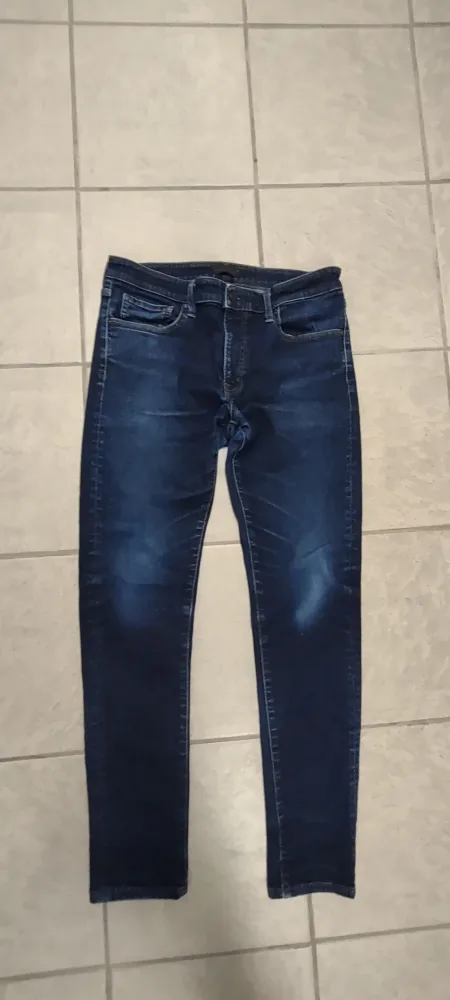 UNIQLO Jeans for men thumbnail