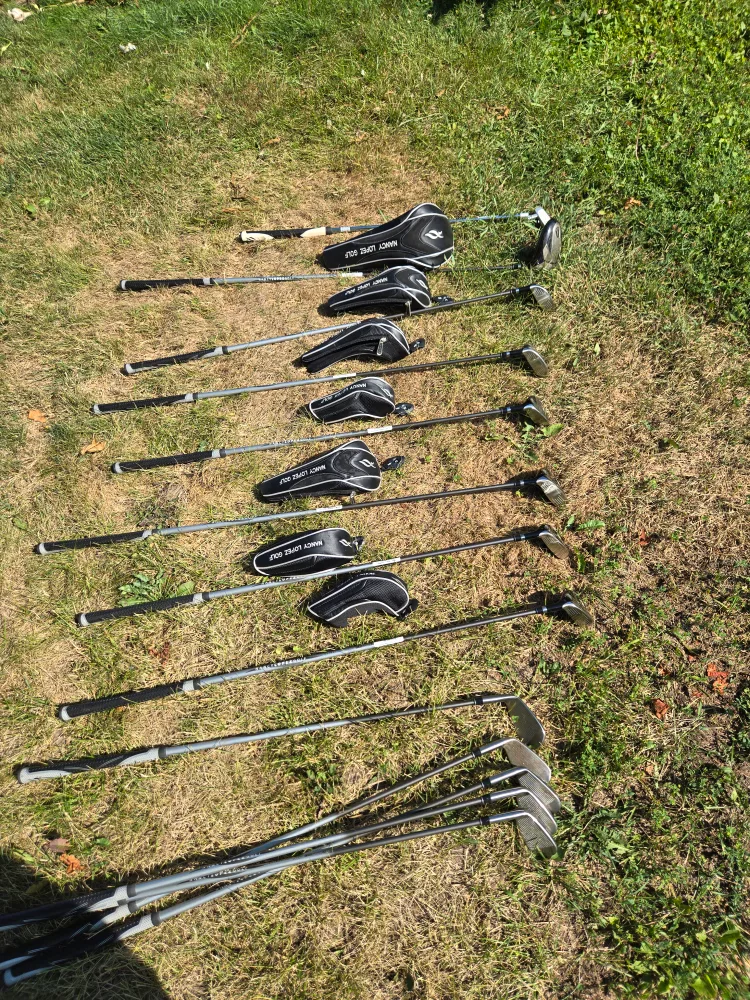 Nancy Lopez Golf Club Set thumbnail