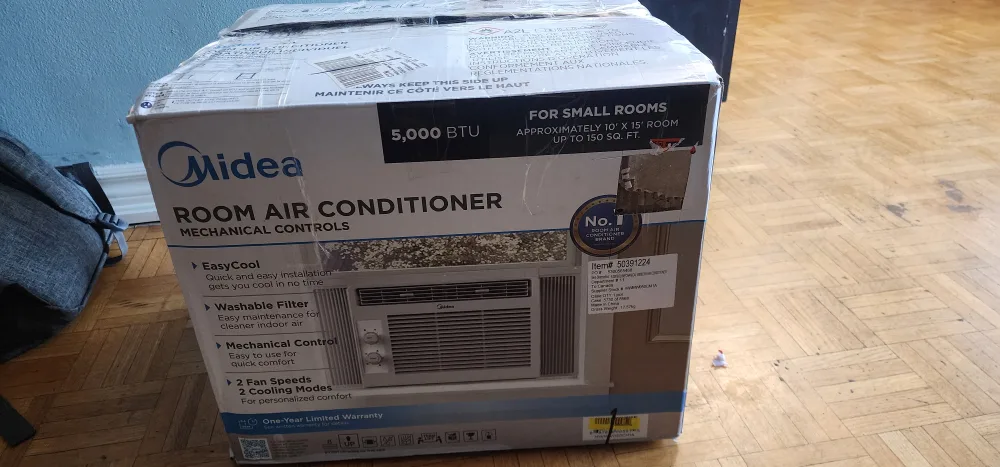 Midea 5,000 BTU Room Air Conditioner - New in Box! thumbnail