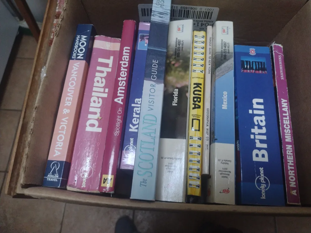Travel Guide Books: Vancouver, Thailand, Amsterdam, Scotland thumbnail
