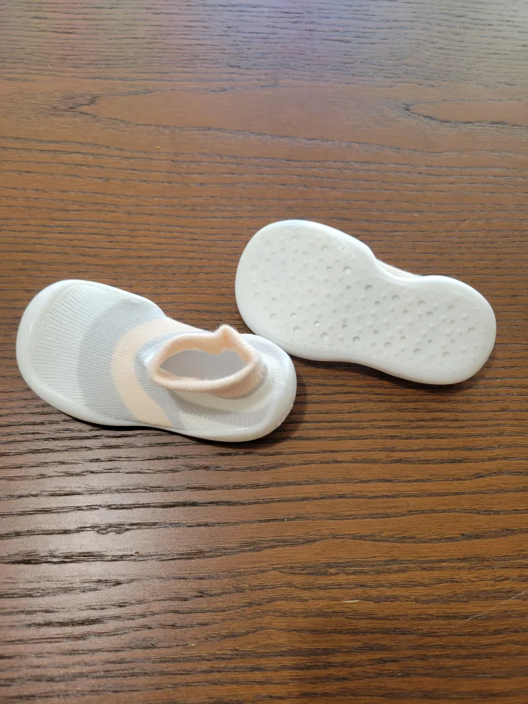 🆕️Baby Sock Shoes x 5 - Size 4-6 image indicator(3)